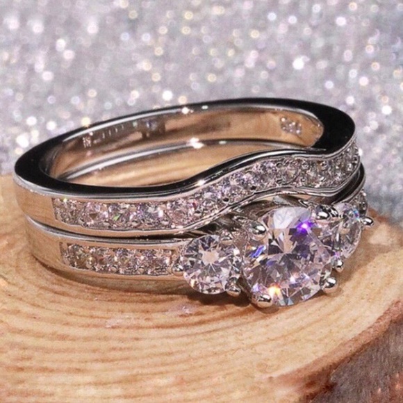 Perfect Wedding Set - Picture 3 of 6